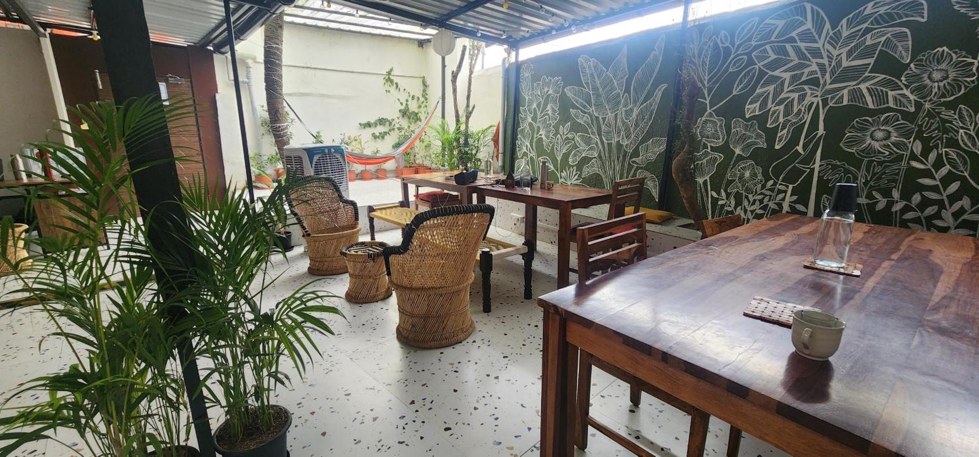 Hammock Hostels - Bandra Bombay Eksteriør billede