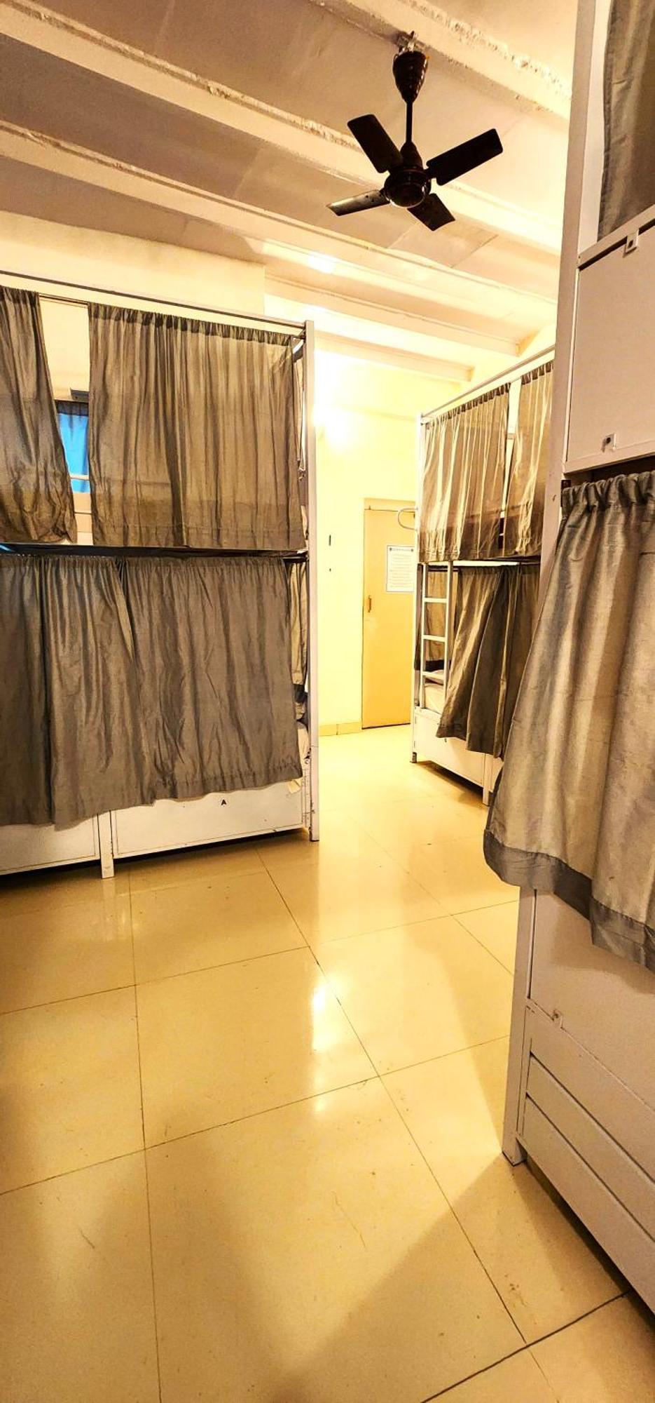 Hammock Hostels - Bandra Bombay Eksteriør billede