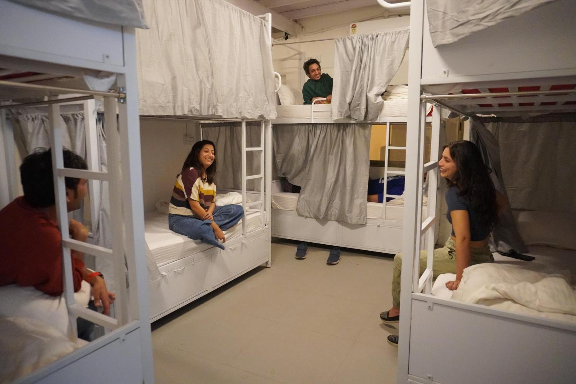 Hammock Hostels - Bandra Bombay Eksteriør billede