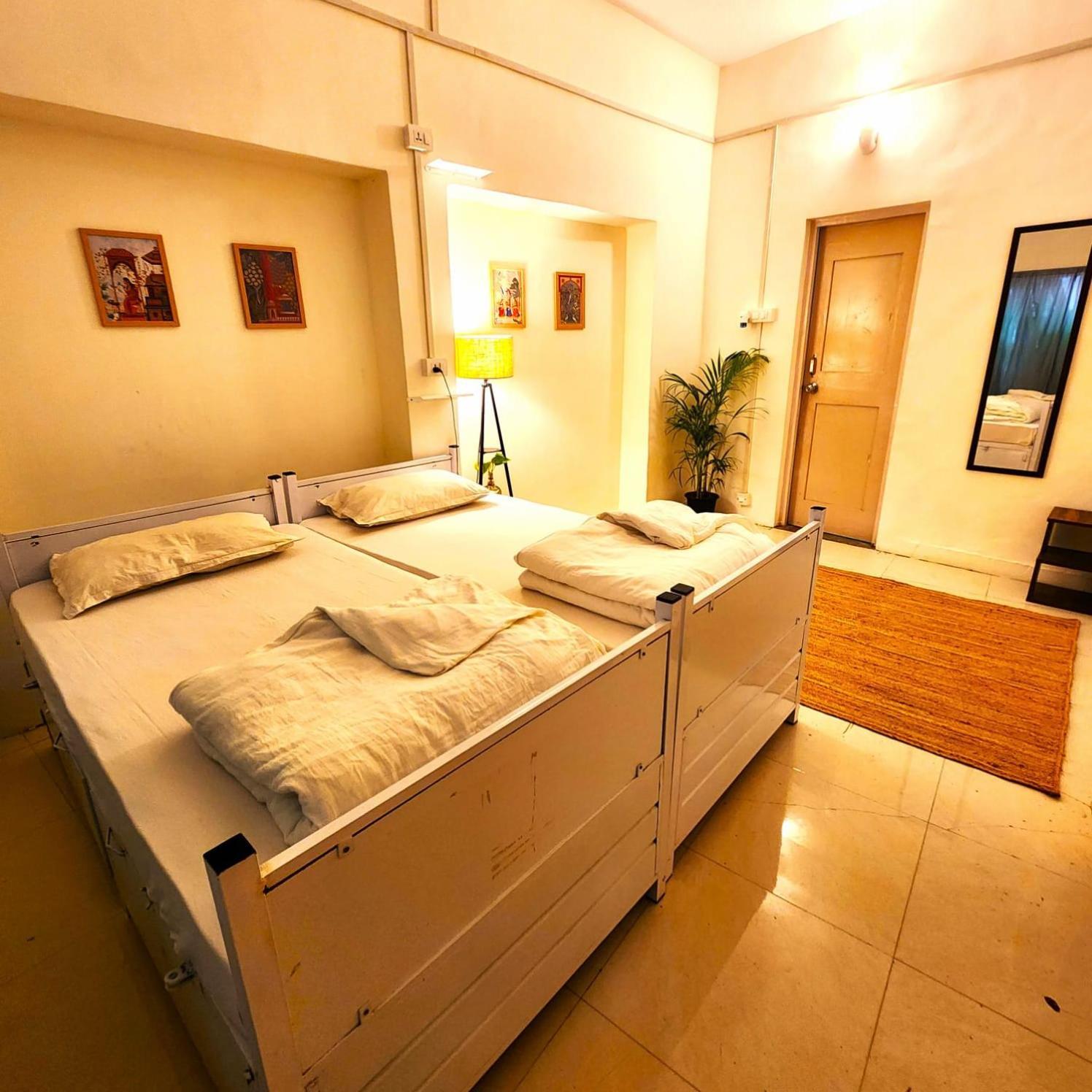 Hammock Hostels - Bandra Bombay Eksteriør billede